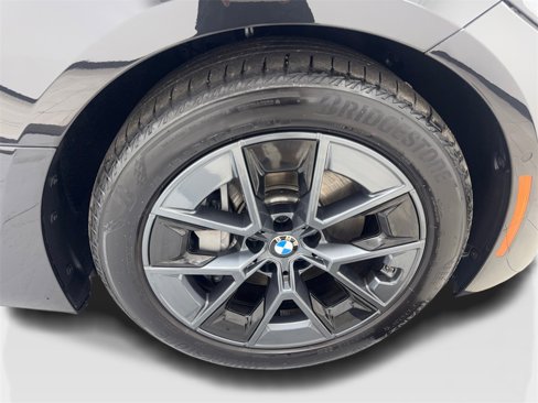 Used 2025 BMW i4 eDrive40 w/ Parking Assistance Package image 89