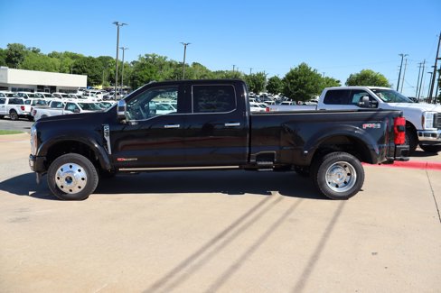 Used 2025 Ford F450 Platinum w/ Platinum Plus Package image 9