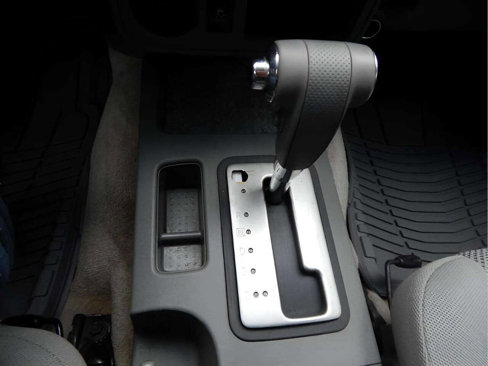 Used 2016 Nissan Frontier SV image 26