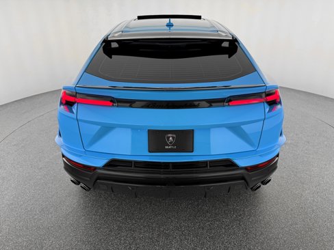 Used 2024 Lamborghini Urus Performante image 3
