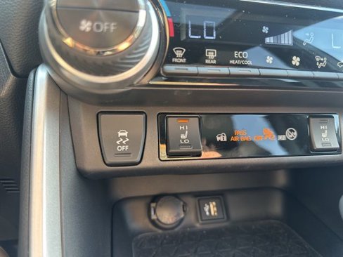 Used 2024 Toyota RAV4 XSE image 30