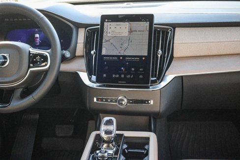 New 2026 Volvo XC90 B6 Plus image 24