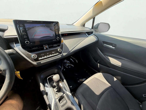 Used 2021 Toyota Corolla LE image 20
