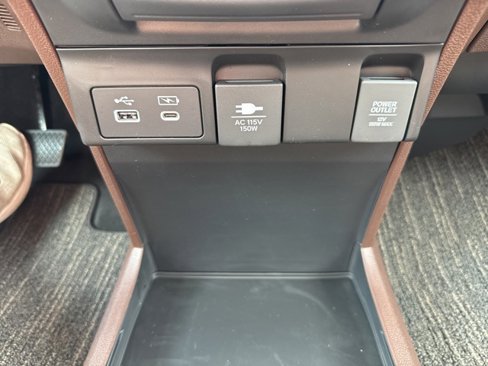 New 2026 Honda Odyssey Touring image 26