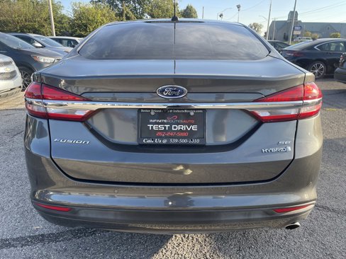 Used 2018 Ford Fusion SE image 6