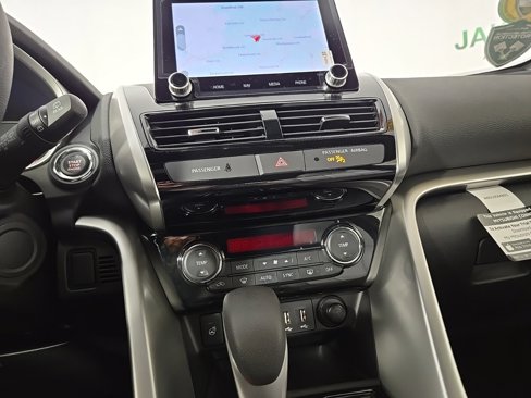 New 2025 Mitsubishi Eclipse Cross SEL image 21