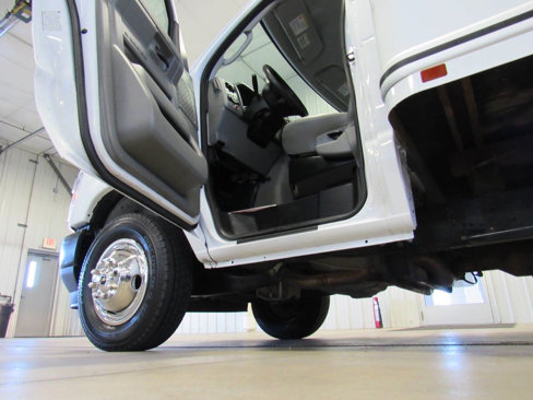 Used 2024 Ford E-350 and Econoline 350 Super Duty w/ Power Windows & Locks Group image 29
