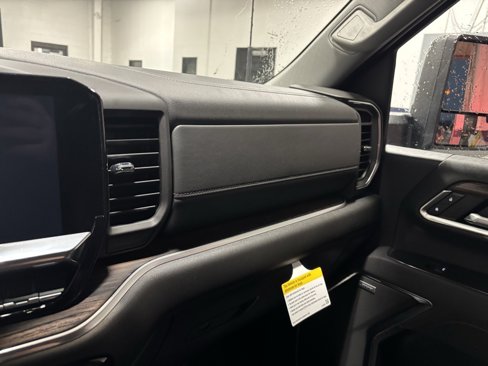 New 2025 GMC Sierra 2500 SLT w/ SLT Premium Package image 29