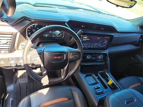 Used 2024 GMC Sierra 2500 AT4 w/ AT4 Premium Plus Package image 17