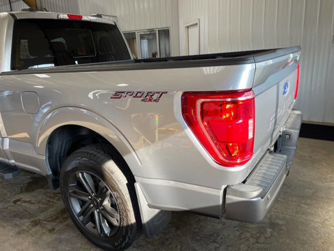 Used 2022 Ford F150 XLT w/ Equipment Group 302A High image 4