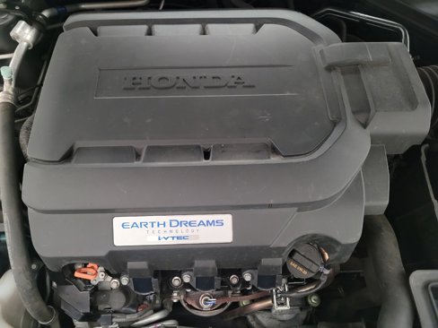 Used 2017 Honda Accord Touring image 30