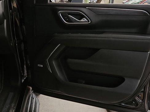 Used 2023 GMC Yukon SLT image 26