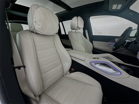 New 2026 Mercedes-Benz GLS 580 4MATIC image 29