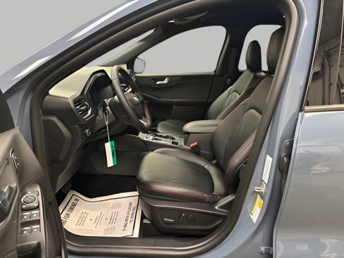 New 2025 Ford Escape ST-Line Elite image 9