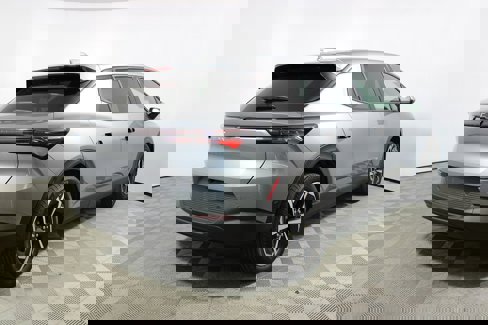 Used 2025 Chevrolet Equinox EV LT w/ LPO, All-Weather Mat Package image 45