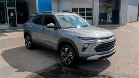 New 2026 Chevrolet TrailBlazer LT w/ Convenience Package image 2