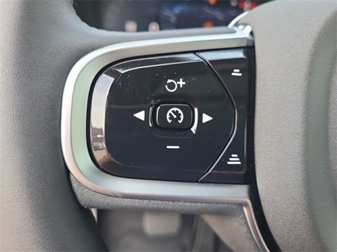 New 2026 Volvo XC90 T8 Plus image 22