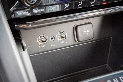 Used 2023 Jeep Grand Cherokee L Limited image 25