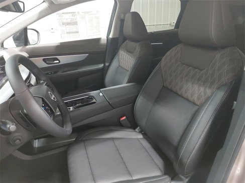 New 2025 Nissan Murano Platinum image 15
