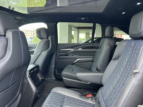 New 2026 Cadillac Escalade IQ Luxury 1 image 17
