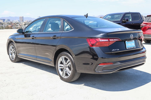 Used 2024 Volkswagen Jetta SE image 6