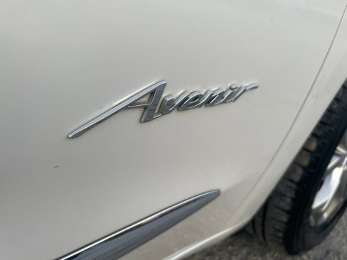 Used 2020 Buick Enclave Avenir w/ Avenir Technology Package image 32
