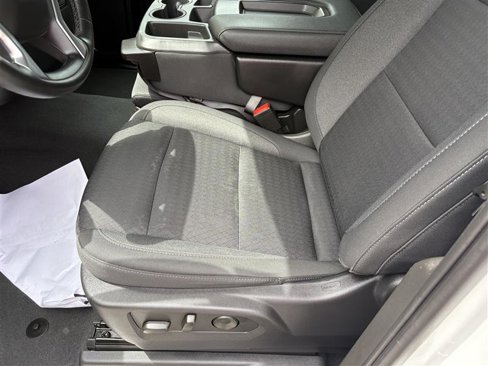Used 2023 Chevrolet Silverado 1500 LT image 8