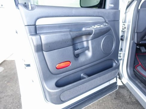 Used 2005 Dodge Ram 1500 Truck 2WD Quad Cab image 18