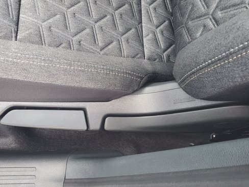 New 2026 Nissan Kicks SV image 25