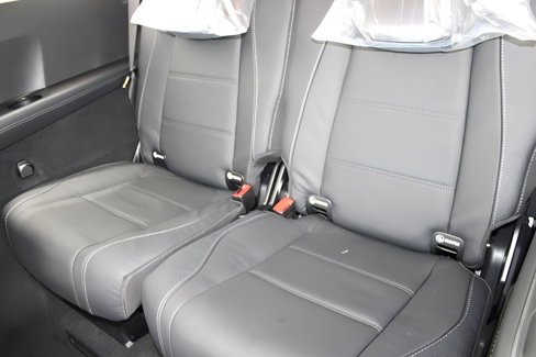 New 2025 Mercedes-Benz GLS 450 4MATIC image 34