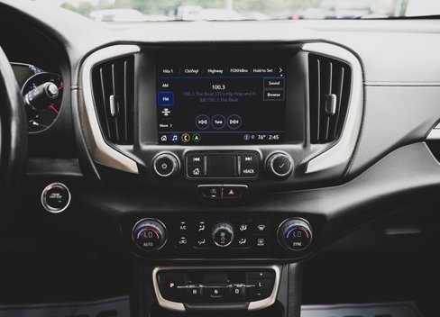 Used 2022 GMC Terrain Denali image 5