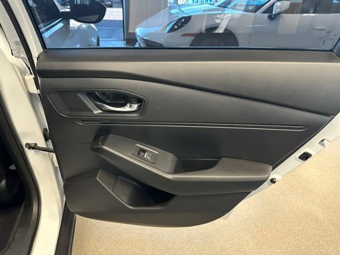 Used 2023 Honda Accord EX image 30