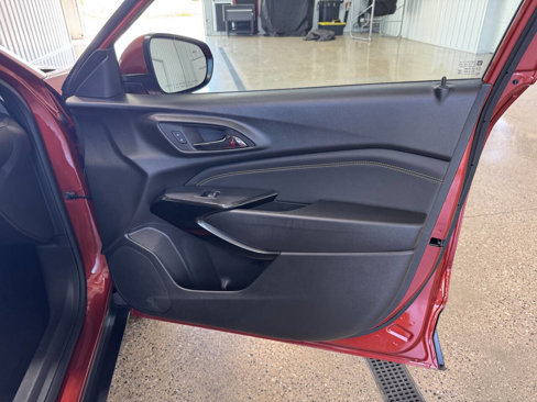 Used 2024 Chevrolet Trax LT w/ Driver Confidence Package image 38