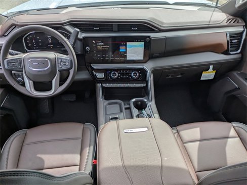 New 2026 GMC Sierra 2500 Denali w/ Denali Reserve Package image 15