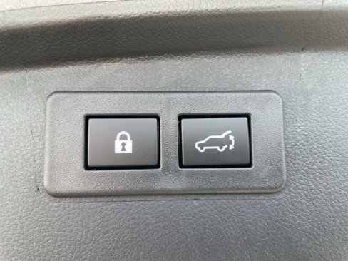 New 2025 Subaru Outback Touring XT image 8