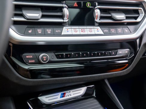 Used 2024 BMW X3 M40i w/ Premium Package image 27