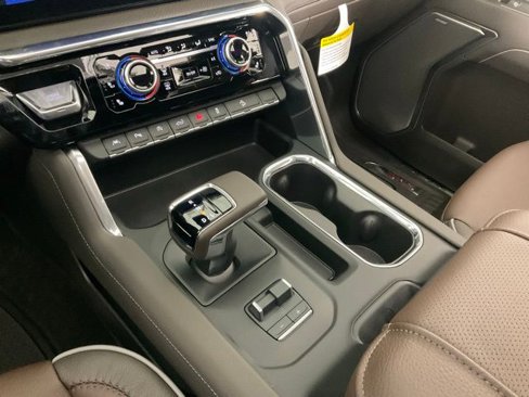 New 2026 GMC Sierra 1500 Denali w/ Denali Reserve Package image 15
