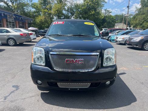 Used 2013 GMC Yukon XL Denali image 2
