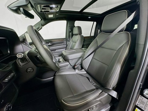 Certified 2024 Chevrolet Suburban Premier w/ Premium Package 2 image 22