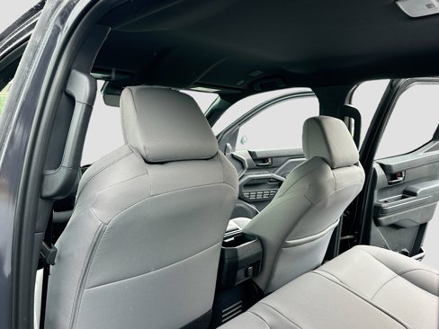 New 2025 Toyota Tacoma SR5 image 6