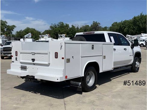 Used 2024 Chevrolet Silverado 3500 W/T w/ WT Convenience Package image 2