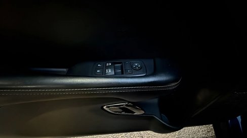Used 2016 Dodge Challenger SRT Hellcat image 10
