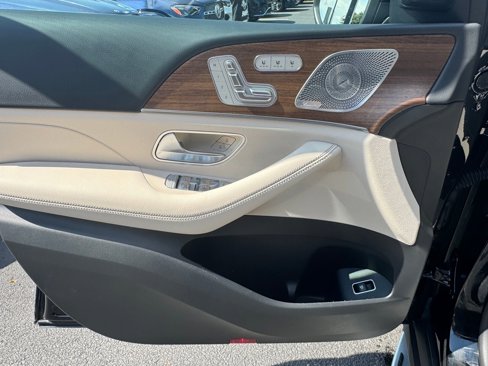 New 2026 Mercedes-Benz GLS 450 4MATIC image 5