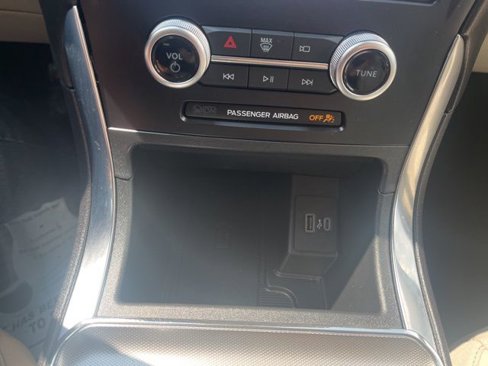 Used 2024 Ford Edge Titanium w/ Titanium Elite Package image 27