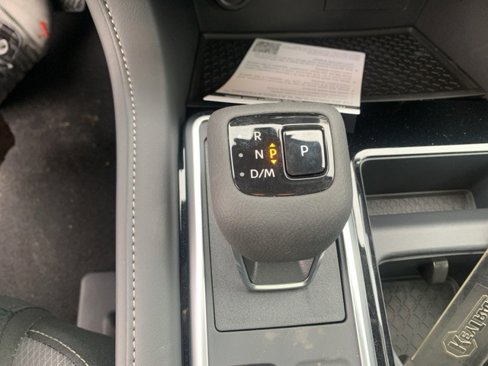 New 2025 Nissan Pathfinder SV w/ SV Premium Package image 12