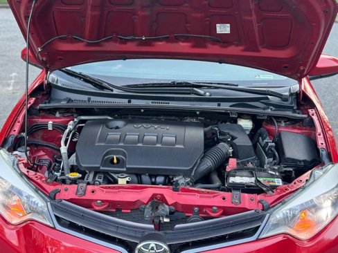 Used 2015 Toyota Corolla L image 19