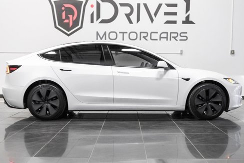 Used 2025 Tesla Model 3 Long Range image 9
