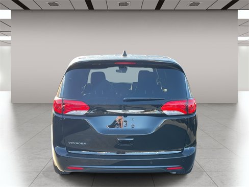 New 2026 Chrysler Voyager LX image 4