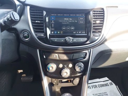 Used 2018 Chevrolet Trax Premier image 4