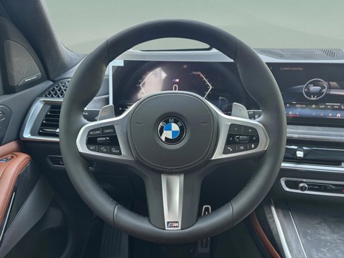 New 2026 BMW X7 xDrive40i w/ M Sport Package image 10